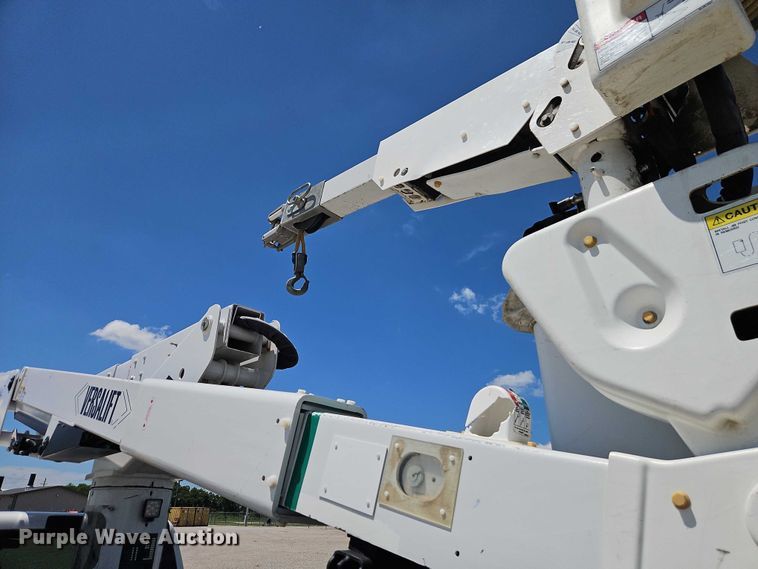 image for item EO4514 2019 Dodge Ram 5500 bucket truck
