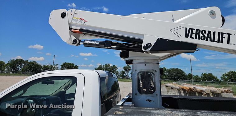 image for item EO4514 2019 Dodge Ram 5500 bucket truck