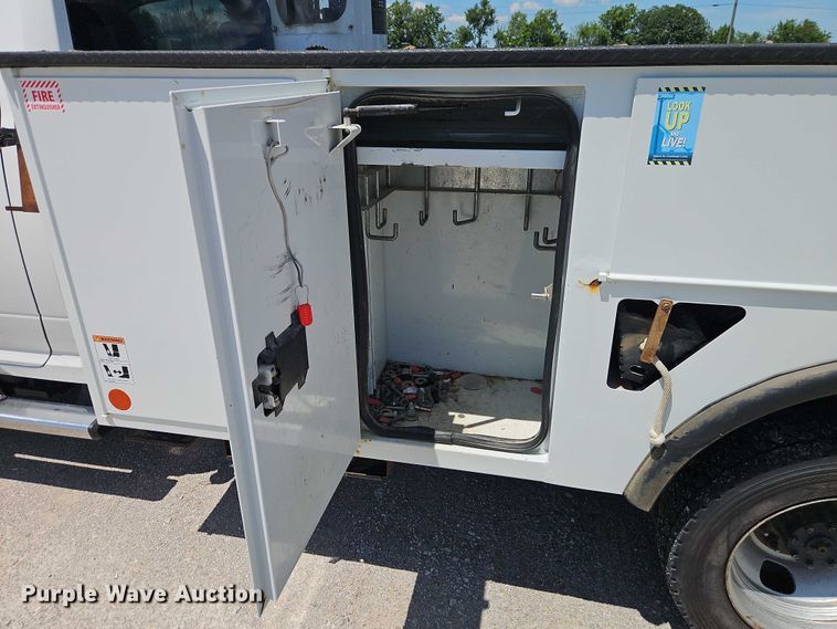 image for item EO4514 2019 Dodge Ram 5500 bucket truck