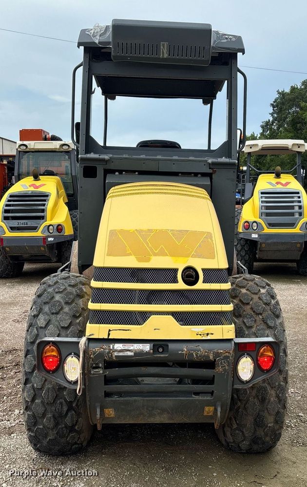 image for item EQ4050 2018 Wacker Neuson RC70 single drum vibratory roller