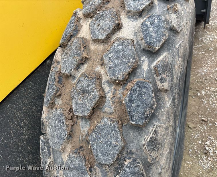 image for item EQ4050 2018 Wacker Neuson RC70 single drum vibratory roller