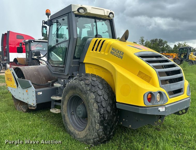 image for item EQ4053 2019 Wacker Neuson RC110 single drum vibratory roller
