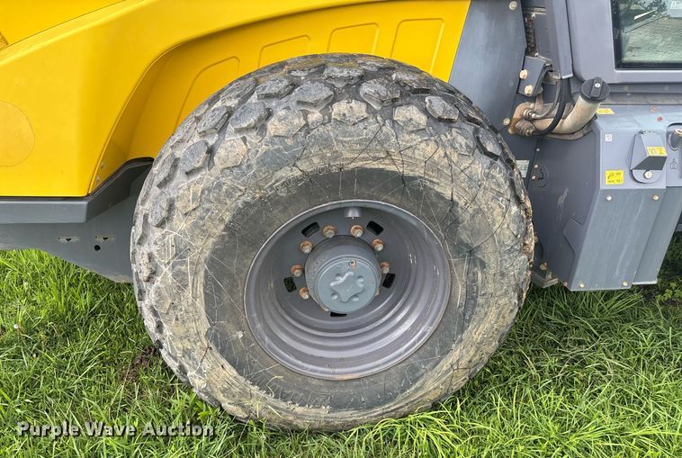 image for item EQ4053 2019 Wacker Neuson RC110 single drum vibratory roller