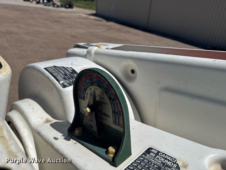 image for item ER2088 2012 Frieghliner Business Class M2 bucket truck