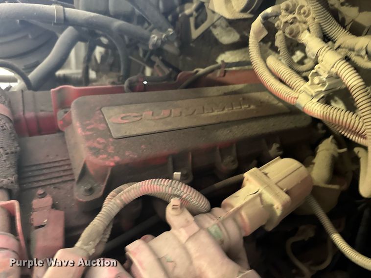 image for item ER2088 2012 Frieghliner Business Class M2 bucket truck