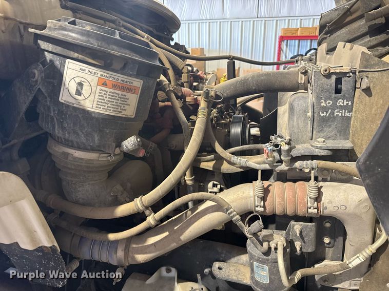 image for item ER2088 2012 Frieghliner Business Class M2 bucket truck