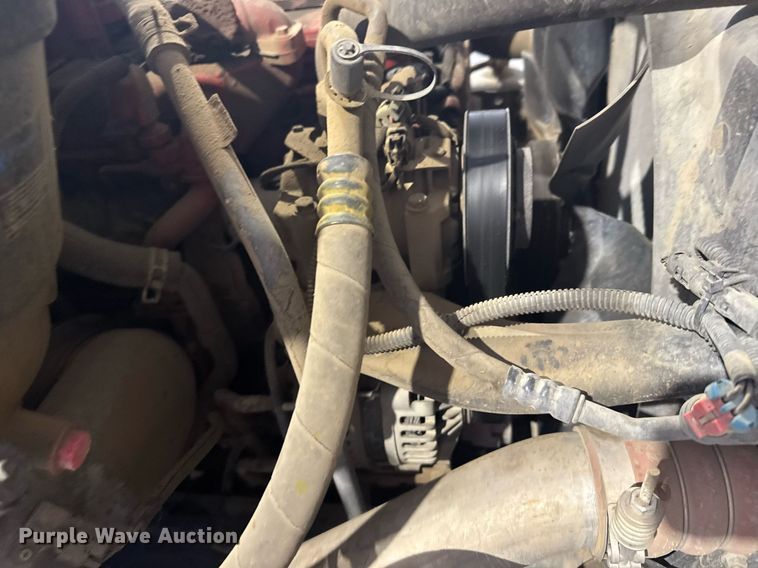 image for item ER2088 2012 Frieghliner Business Class M2 bucket truck