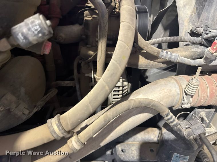 image for item ER2088 2012 Frieghliner Business Class M2 bucket truck