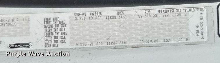 image for item ER2088 2012 Frieghliner Business Class M2 bucket truck