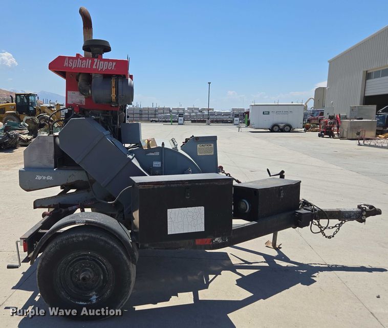 image for item FB9401 2002 Asphalt Zipper AZ-360HD cold planer