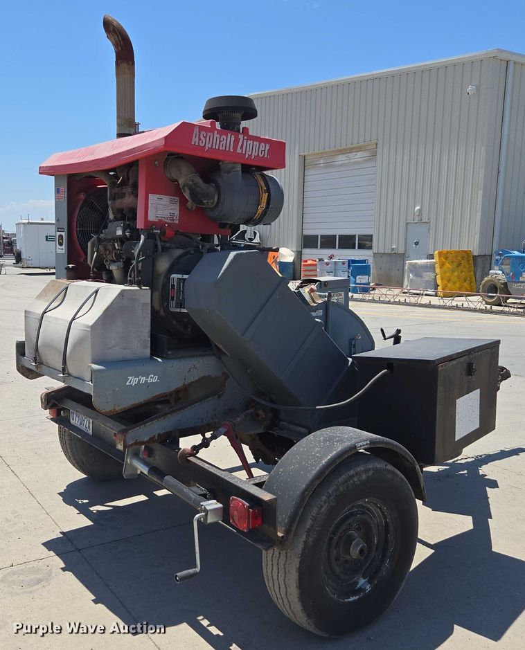 image for item FB9401 2002 Asphalt Zipper AZ-360HD cold planer