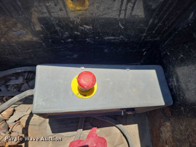 image for item FB9401 2002 Asphalt Zipper AZ-360HD cold planer