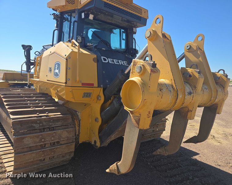 image for item FB9402 2018 John Deere 950K dozer