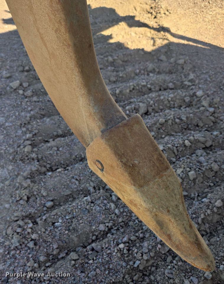 image for item FB9402 2018 John Deere 950K dozer