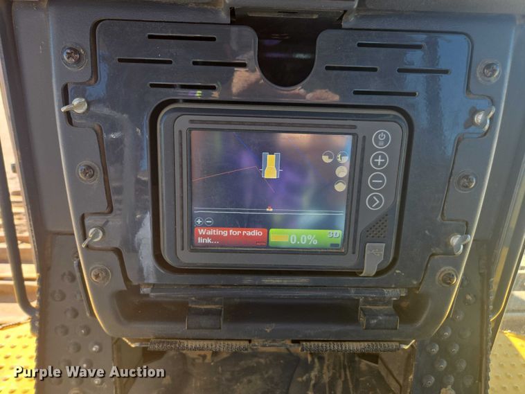 image for item FB9402 2018 John Deere 950K dozer