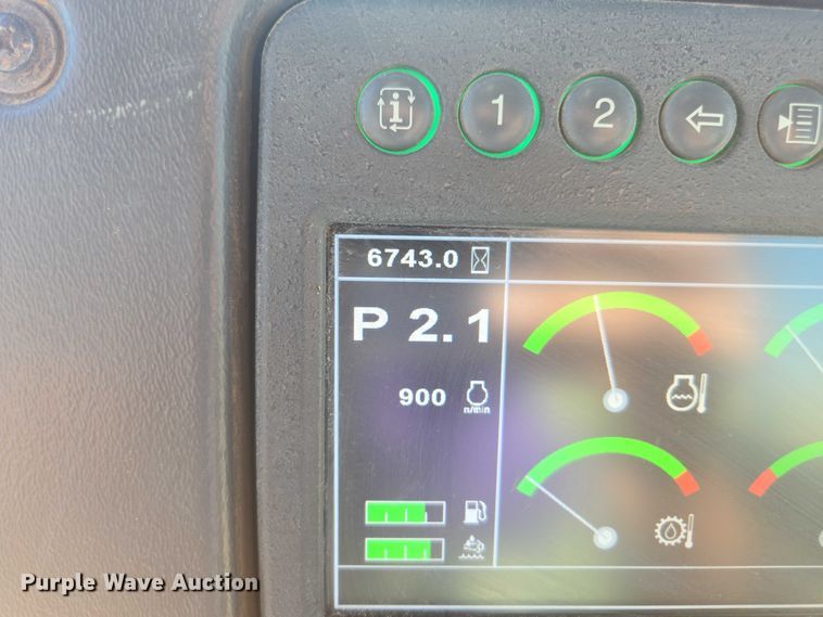 image for item FB9402 2018 John Deere 950K dozer