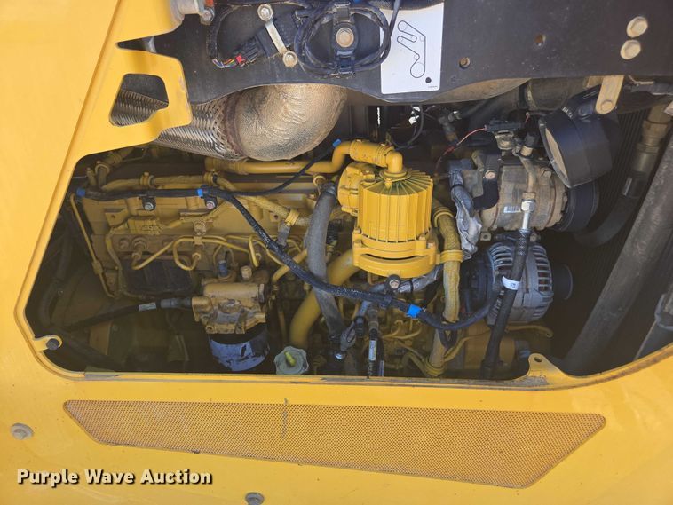 image for item FB9402 2018 John Deere 950K dozer