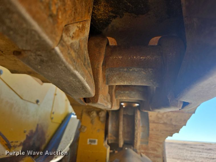 image for item FB9402 2018 John Deere 950K dozer