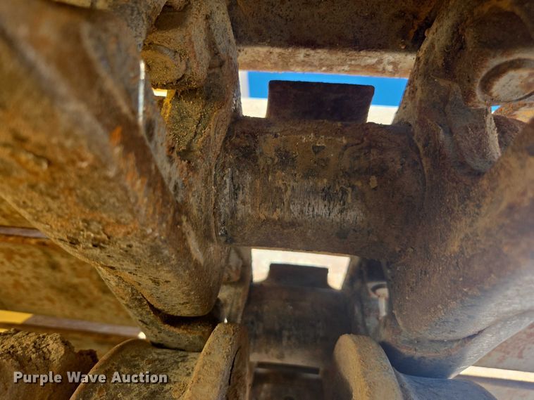 image for item FB9402 2018 John Deere 950K dozer