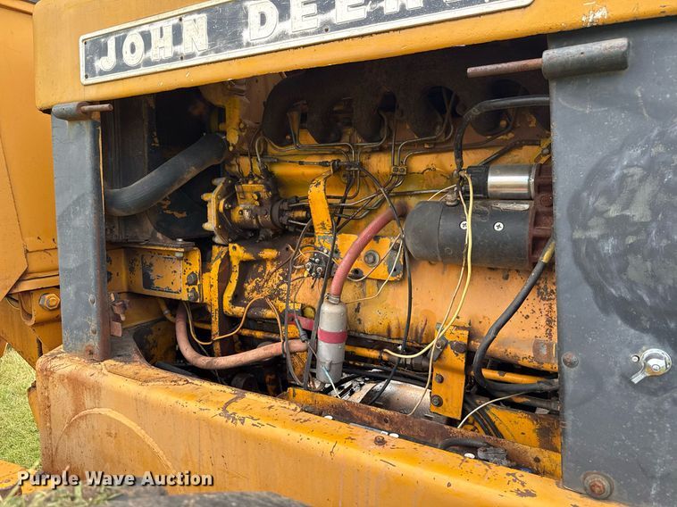 image for item HI9256 John Deere 570 motor grader