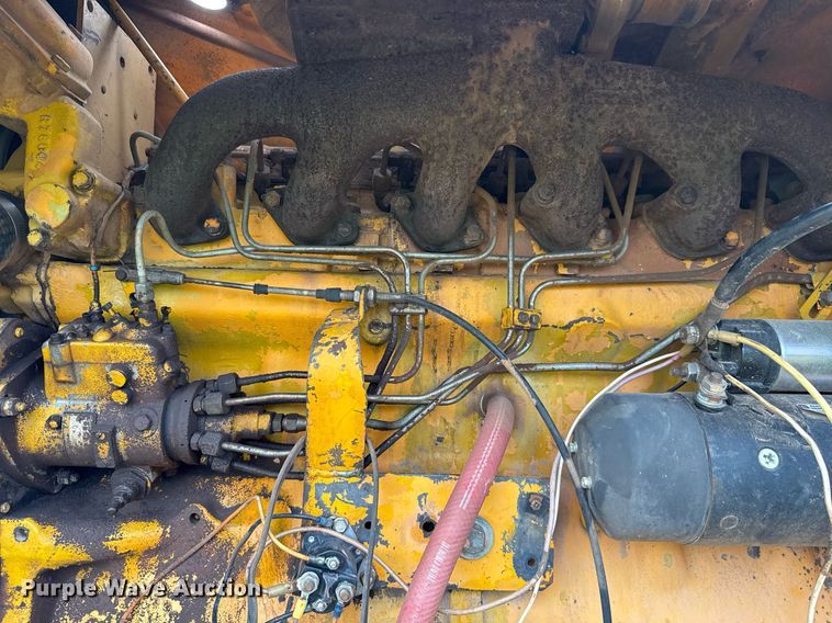 image for item HI9256 John Deere 570 motor grader