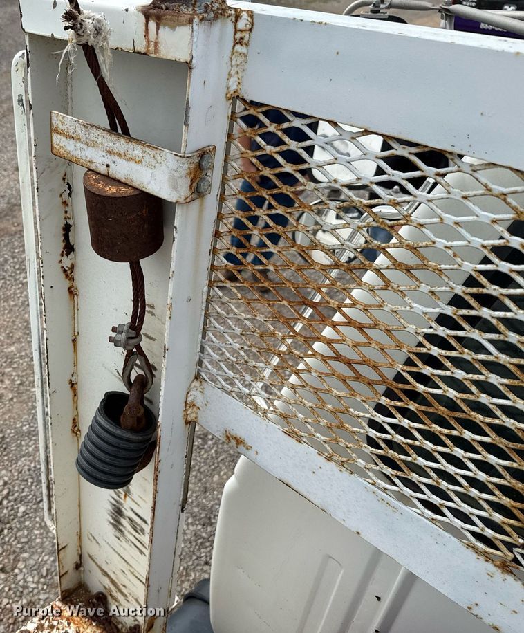 image for item HI9262 1996 Ford F800 utility / service truck