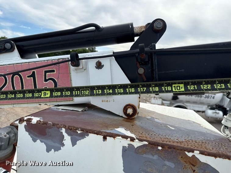 image for item HI9262 1996 Ford F800 utility / service truck