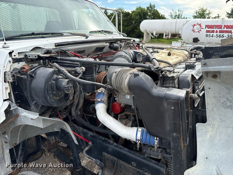 image for item HI9262 1996 Ford F800 utility / service truck