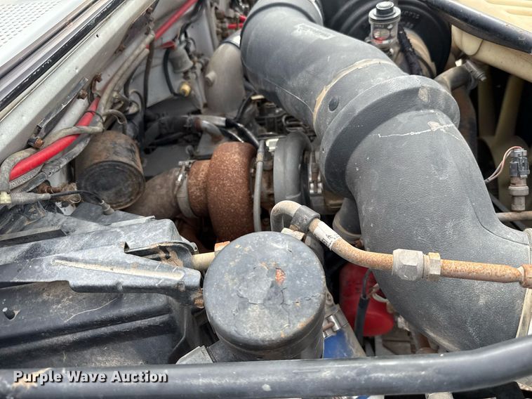 image for item HI9262 1996 Ford F800 utility / service truck