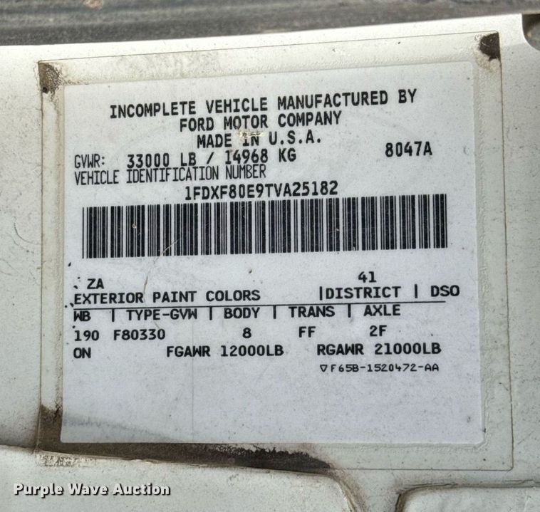 image for item HI9262 1996 Ford F800 utility / service truck