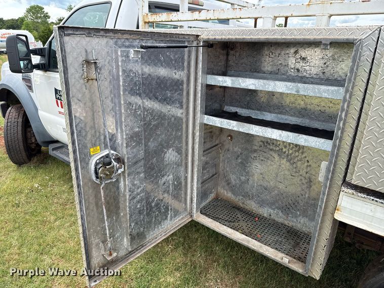 image for item HI9279 2009 Ford F550 utility / service truck
