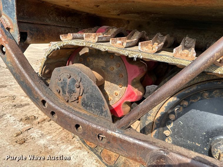 image for item HI9298 Bombar 681- 0249 track carrier with drilling rig