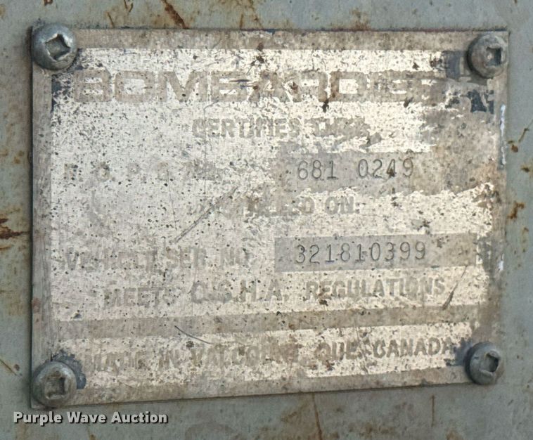 image for item HI9298 Bombar 681- 0249 track carrier with drilling rig