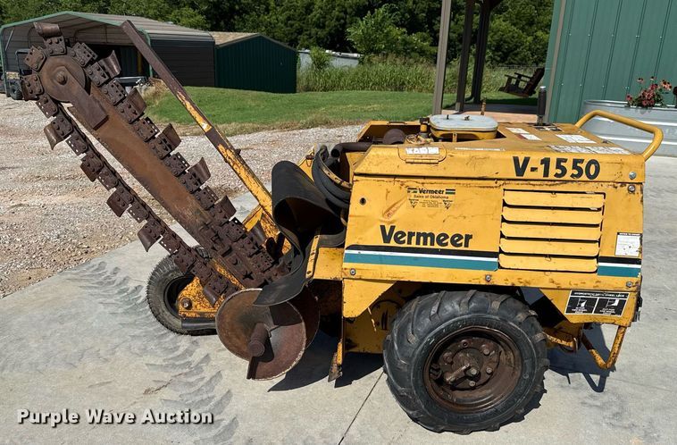 image for item HI9335 2001 Vermeer V1550 trencher