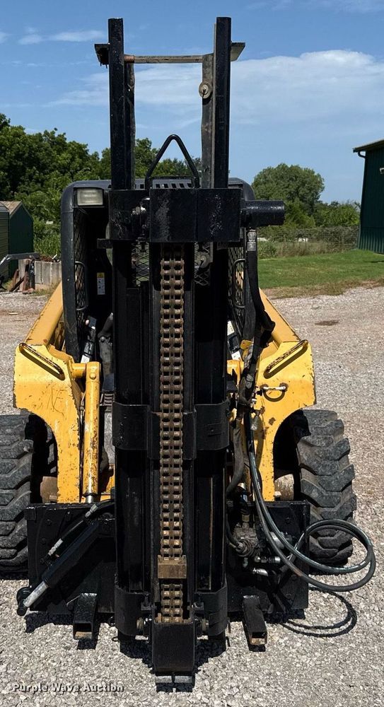 image for item HI9337 Danuser Postmaster 9000 9187 skid steer post driver