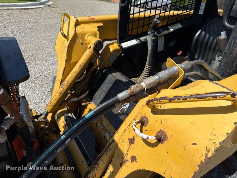 image for item HI9337 Danuser Postmaster 9000 9187 skid steer post driver