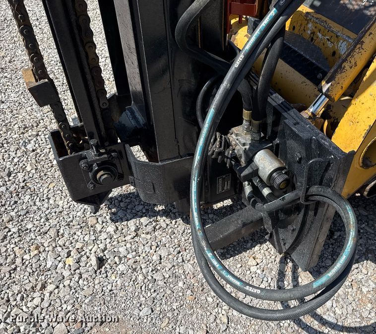 image for item HI9337 Danuser Postmaster 9000 9187 skid steer post driver