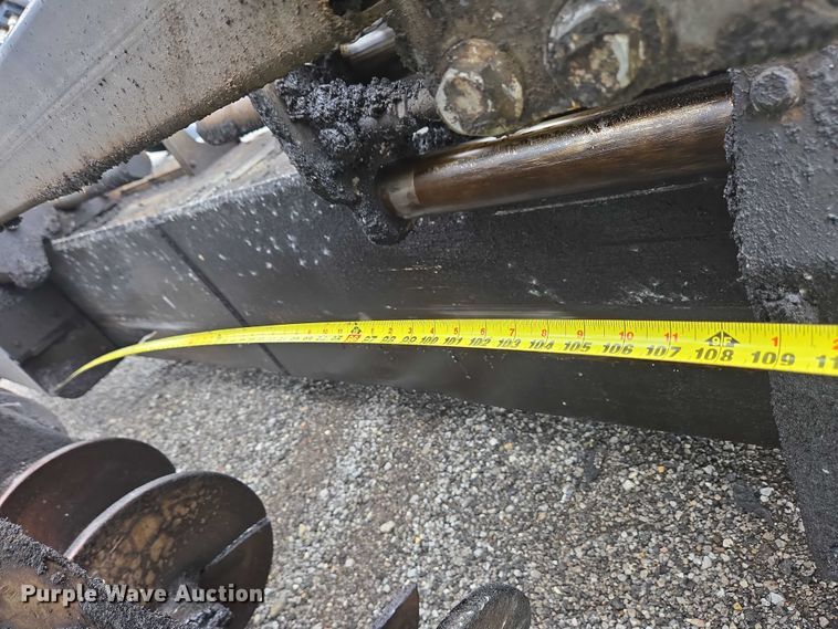 image for item YA0630 2022 Vogele Super 2000-3i paver