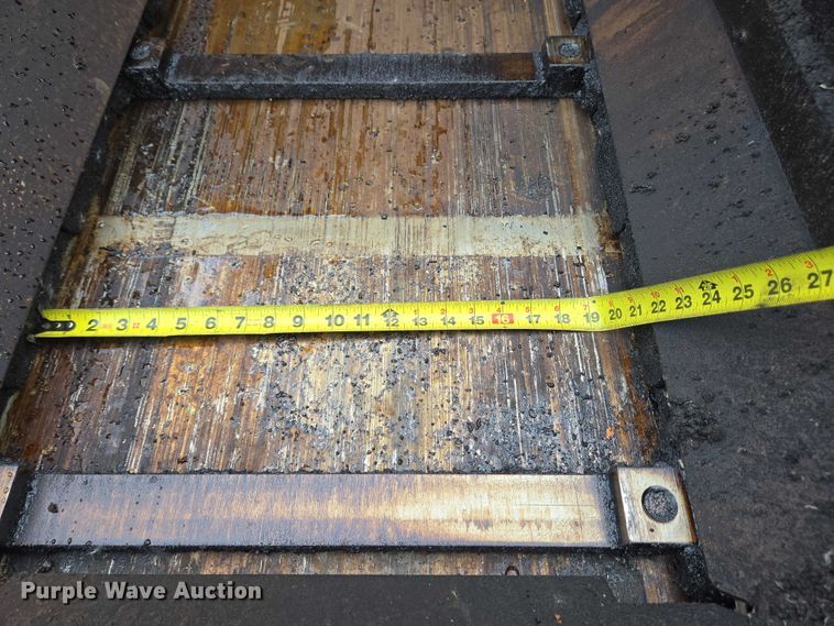 image for item YA0630 2022 Vogele Super 2000-3i paver