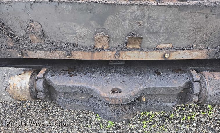 image for item YA0630 2022 Vogele Super 2000-3i paver