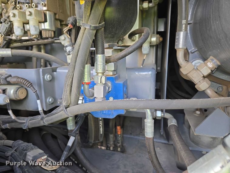 image for item YA0630 2022 Vogele Super 2000-3i paver