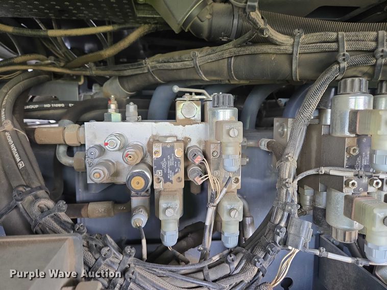 image for item YA0630 2022 Vogele Super 2000-3i paver