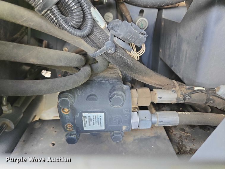 image for item YA0630 2022 Vogele Super 2000-3i paver