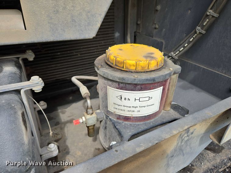 image for item YA0630 2022 Vogele Super 2000-3i paver