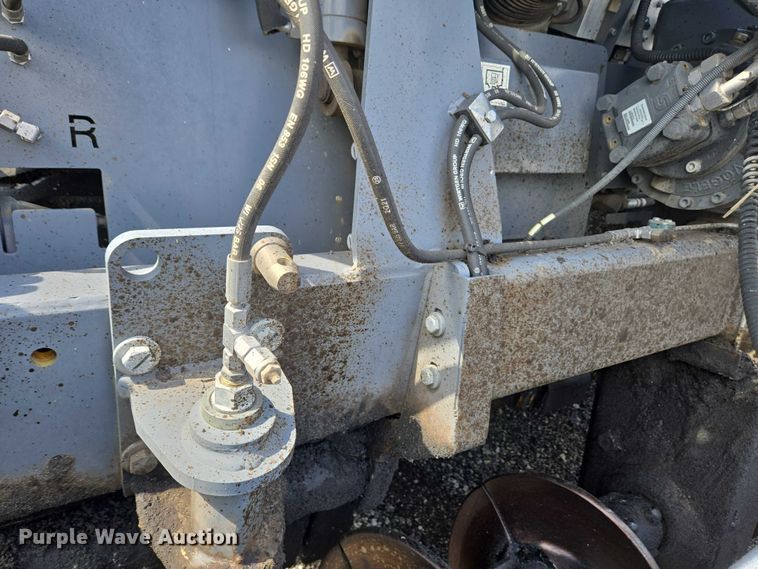 image for item YA0630 2022 Vogele Super 2000-3i paver