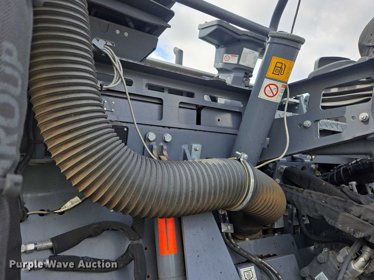 image for item YA0630 2022 Vogele Super 2000-3i paver