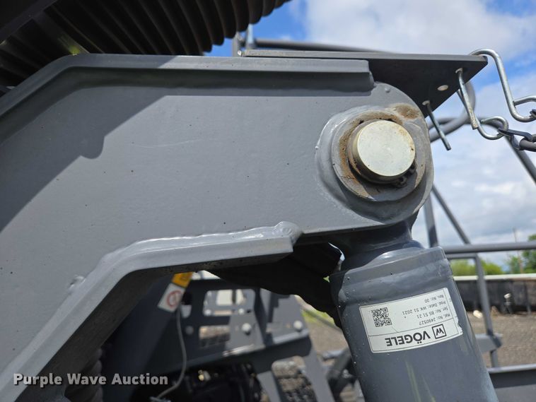 image for item YA0630 2022 Vogele Super 2000-3i paver