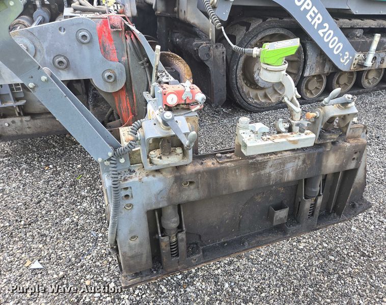 image for item YA0630 2022 Vogele Super 2000-3i paver