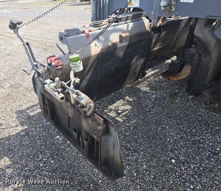 image for item YA0630 2022 Vogele Super 2000-3i paver