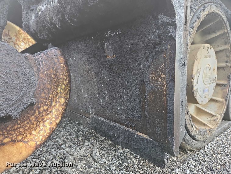 image for item YA0630 2022 Vogele Super 2000-3i paver